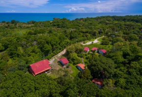 Istmo Beach and Jungle Bungalows